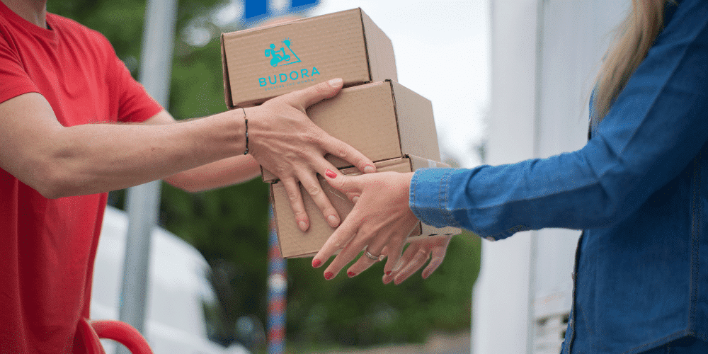 how weed delivery works Budora