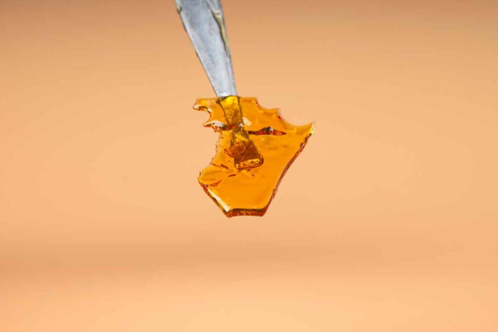 Shatter Cannabis Extract for Dabbing and Medicinal Use available at Budora